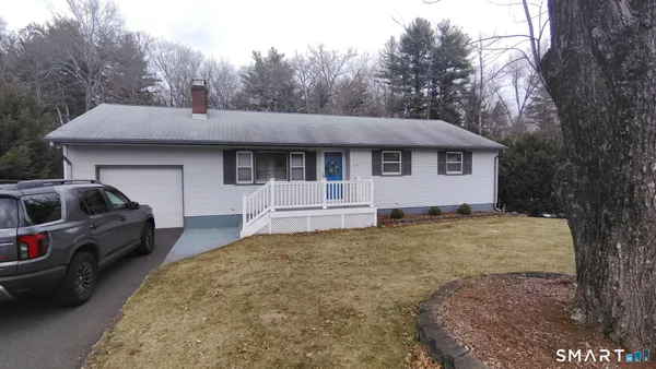 $389,900 | 700 Governors Highway, South Windsor, CT 06074