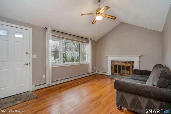 $389,900 | 700 Governors Highway, South Windsor, CT 06074