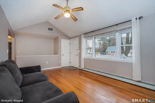 $389,900 | 700 Governors Highway, South Windsor, CT 06074