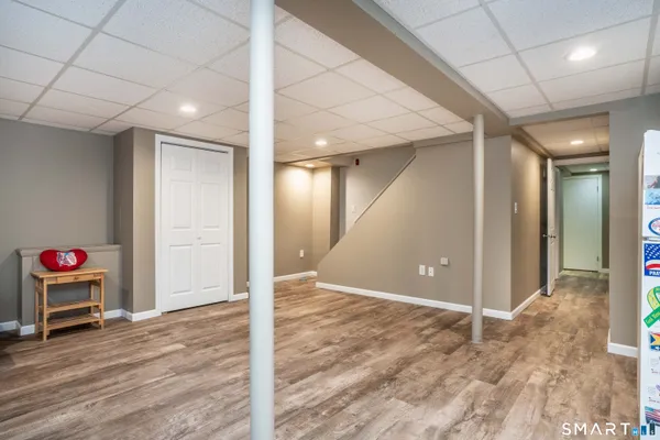 $389,900 | 700 Governors Highway, South Windsor, CT 06074