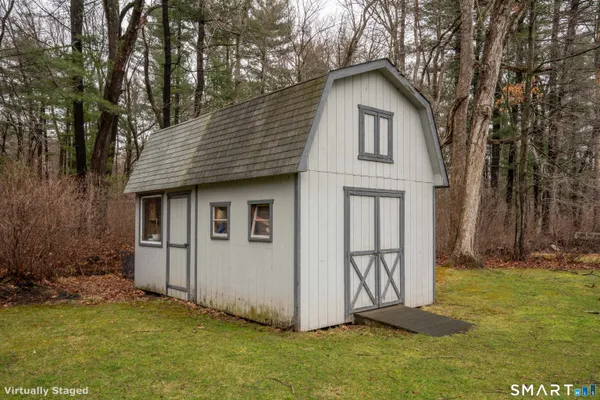 $389,900 | 700 Governors Highway, South Windsor, CT 06074