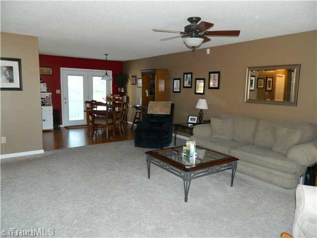 4220 Huff Road Archdale, NC 27263 - Photo 2 of 8 Living Room.