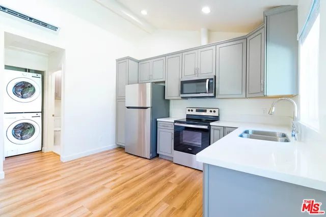 $2,395 | 8326 Beckford Avenue, Northridge, CA 91324