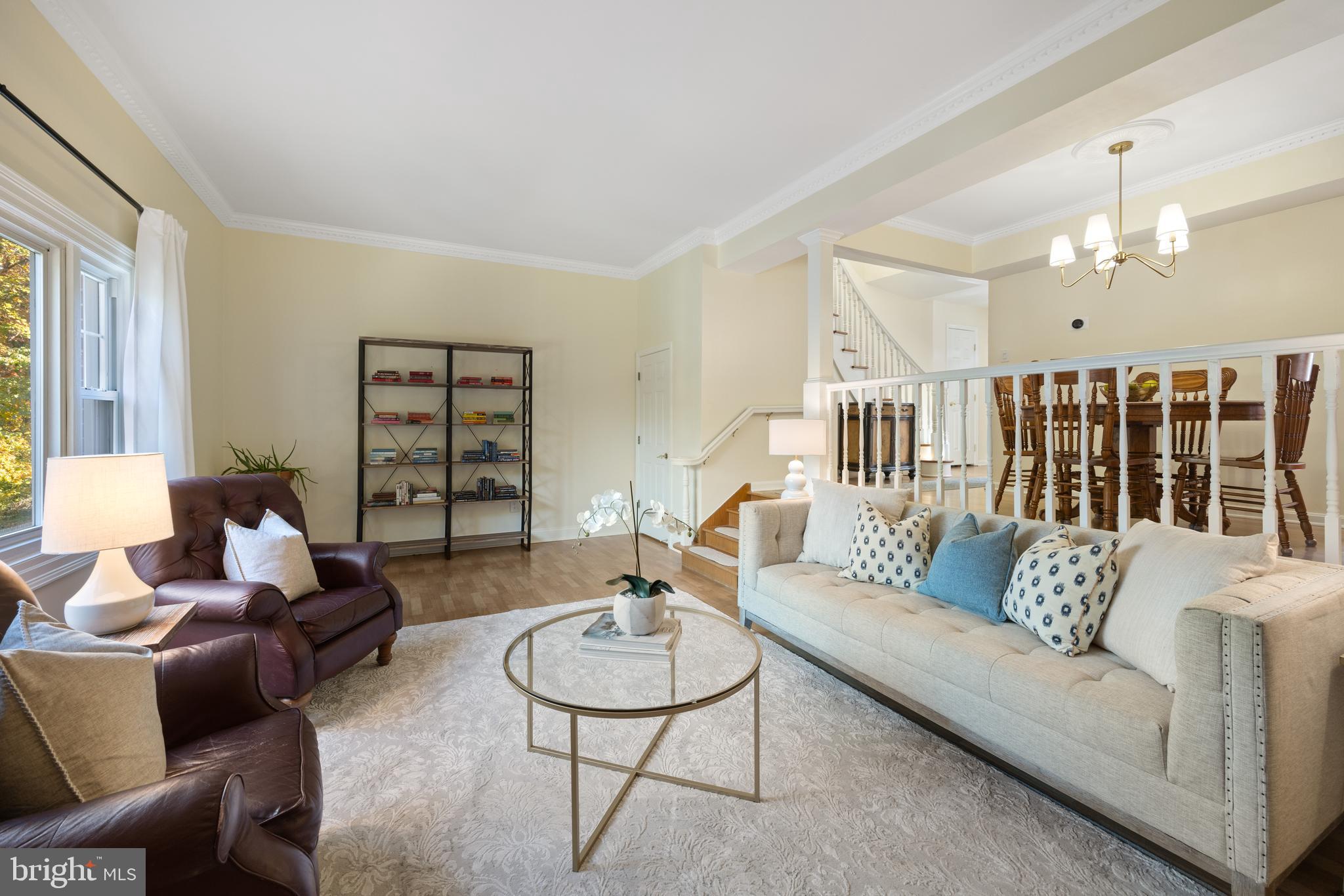 8522 Westover Court Springfield, VA 22152 - Photo 19 of 50 Living room