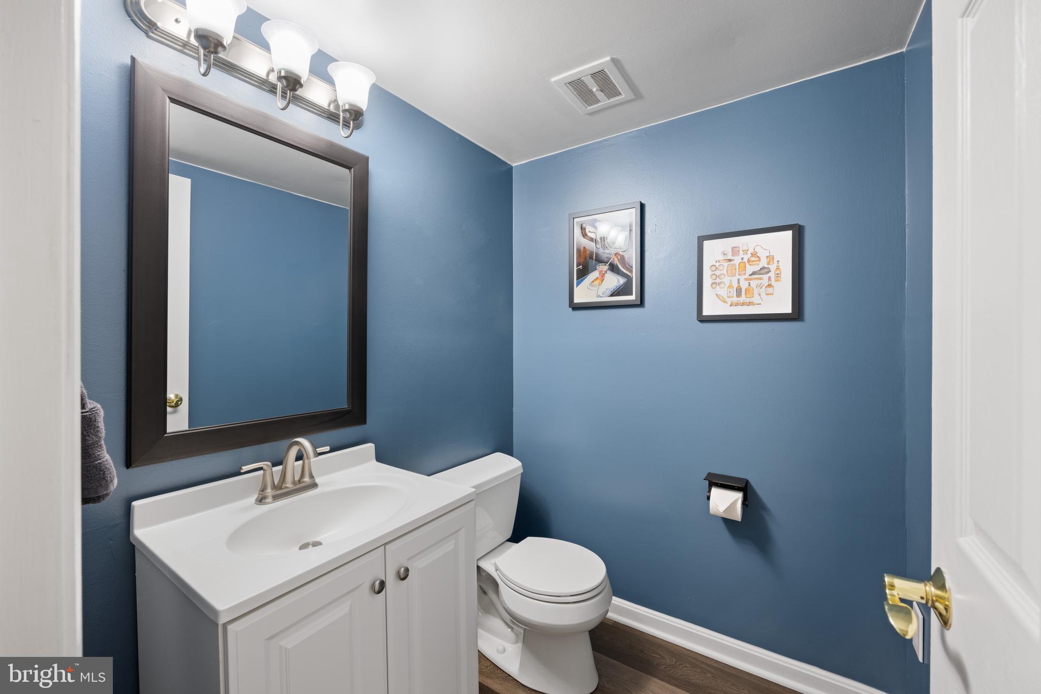 8522 Westover Court Springfield, VA 22152 - Photo 38 of 50 Powder Room in Lower Level