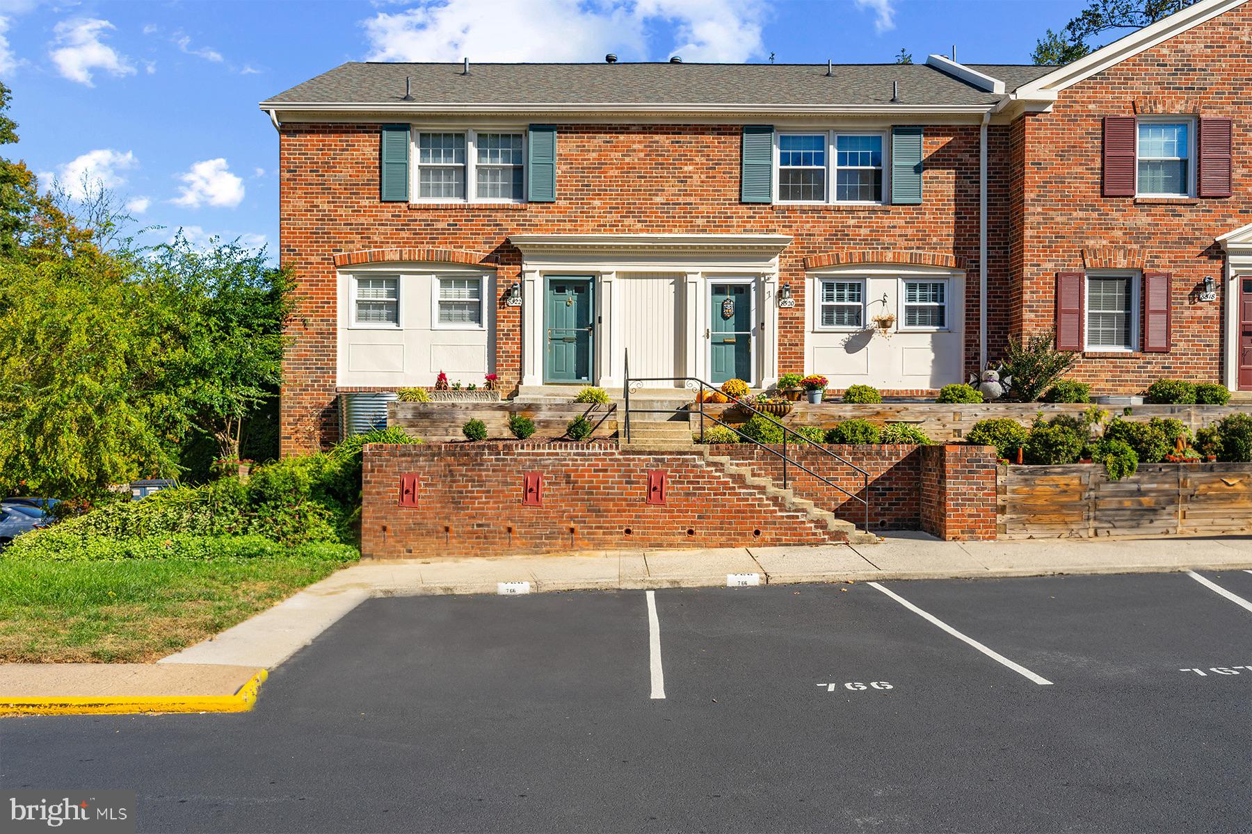 8522 Westover Court Springfield, VA 22152 - Photo 48 of 50 Assigned & unassigned parking available in front