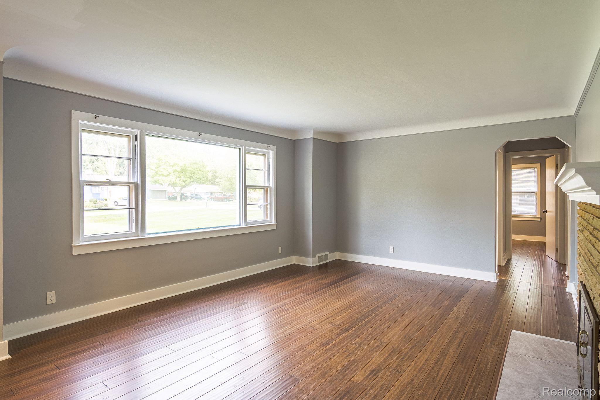 2281 Lancaster Road Bloomfield Hills, MI 48302 - Photo 5 of 37 Gallery Image 5