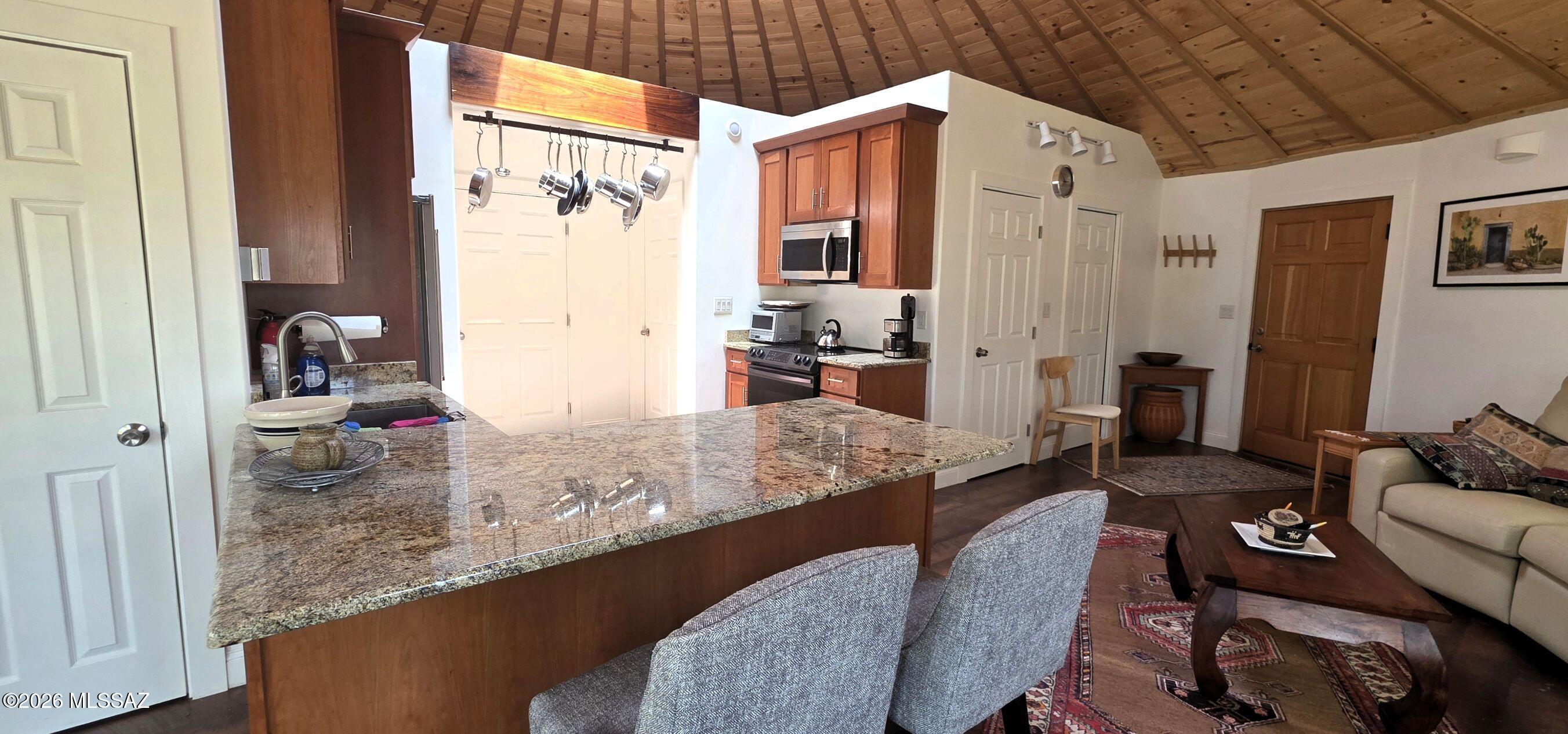 636 West Pearce Road Pearce, AZ 85625 - Photo 3 of 24 kitchen (2)-sized