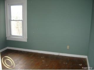 179 South Bailey Street Romeo, MI 48065 - Photo 9 of 12 ROOM 2.jpg