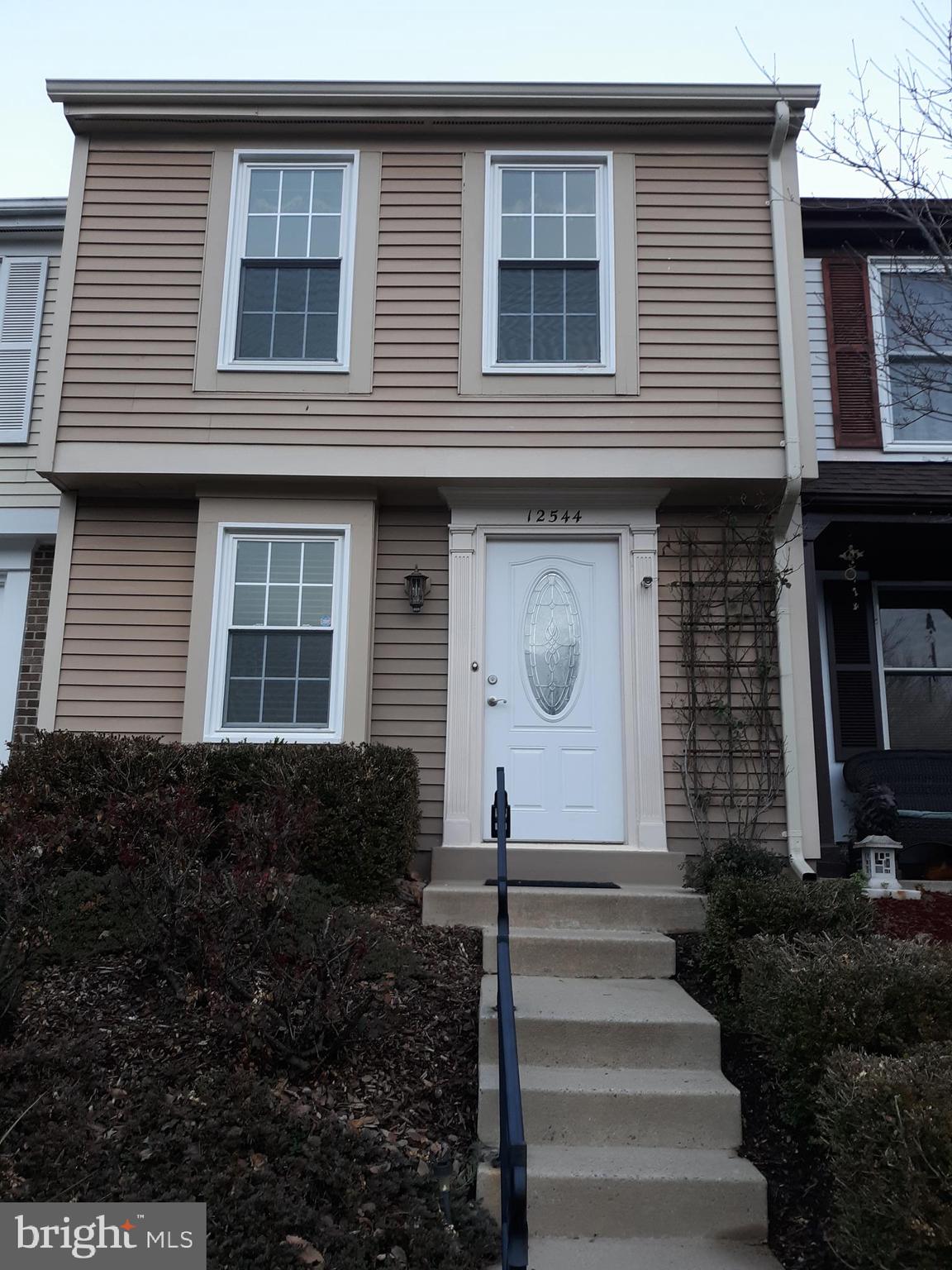 12544 Cross Ridge Way Germantown, MD 20874 - Photo 2 of 13 Gallery Image 2