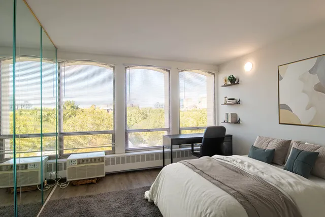 $2,600 | 1401 East 55th Street, Unit 701N, Chicago, IL 60615