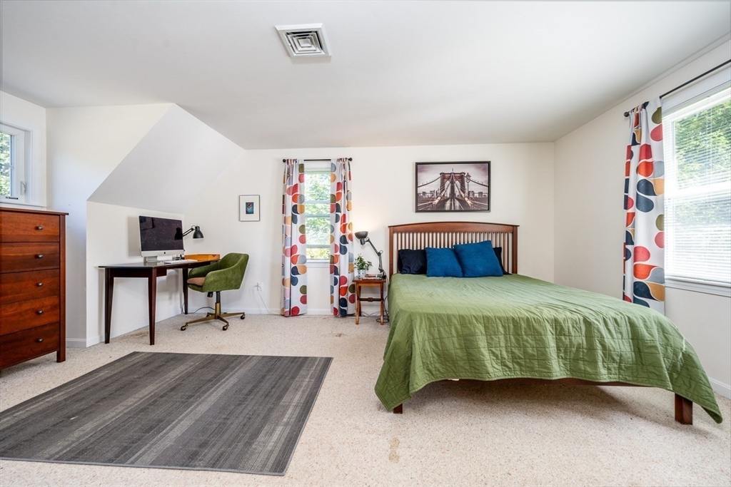 80 Dunns Pond Road Hyannis, MA 02601 - Photo 29 of 38 Gallery Image 29