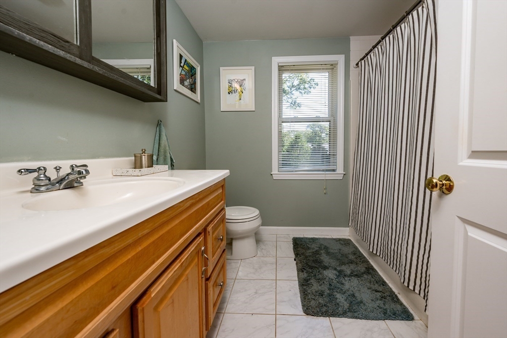 80 Dunns Pond Road Hyannis, MA 02601 - Photo 31 of 38 Gallery Image 31