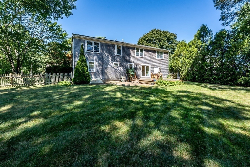 80 Dunns Pond Road Hyannis, MA 02601 - Photo 37 of 38 Gallery Image 37