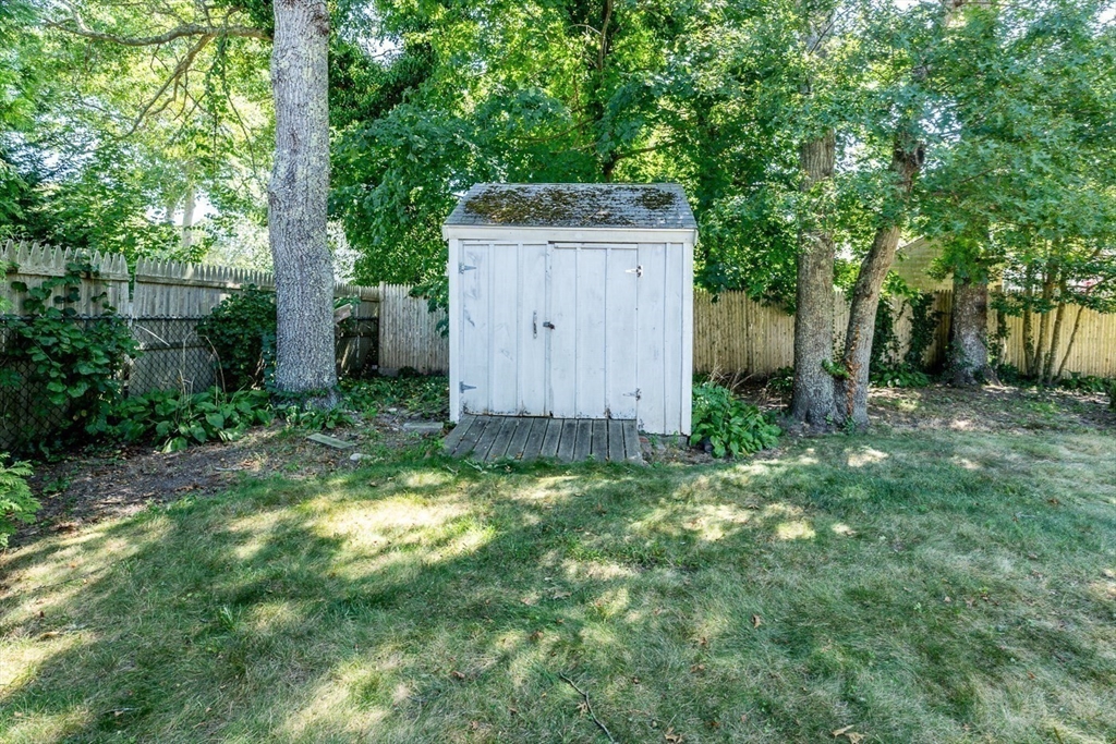 80 Dunns Pond Road Hyannis, MA 02601 - Photo 38 of 38 Gallery Image 38