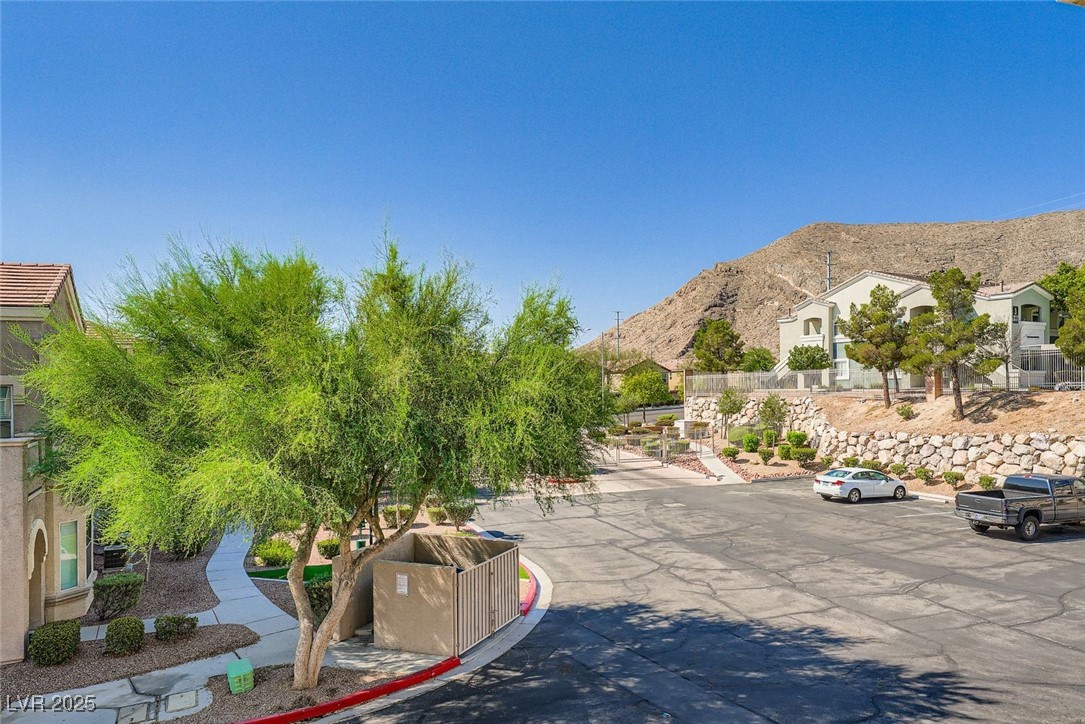 10550 West Alexander Road, Unit 2219 Las Vegas, NV 89129 - Photo 29 of 29 View of community featuring a mountain view