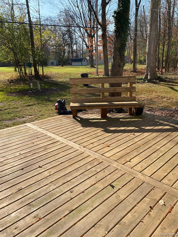 25249 Wykeshire Road Farmington Hills, MI 48336 - Photo 10 of 33