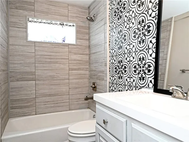 $2,900 | 2413 Crazyhorse Pass, Austin, TX 78734