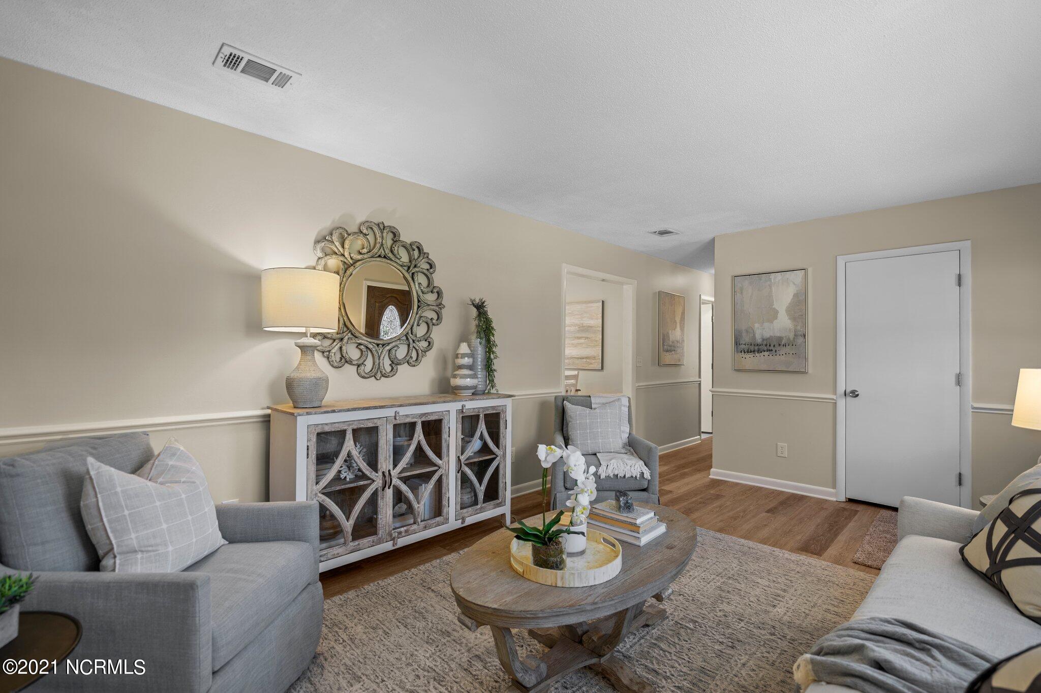 4510 Bramton Road Wilmington, NC 28405 - Photo 11 of 37 26-web-or-mls-DSC07491