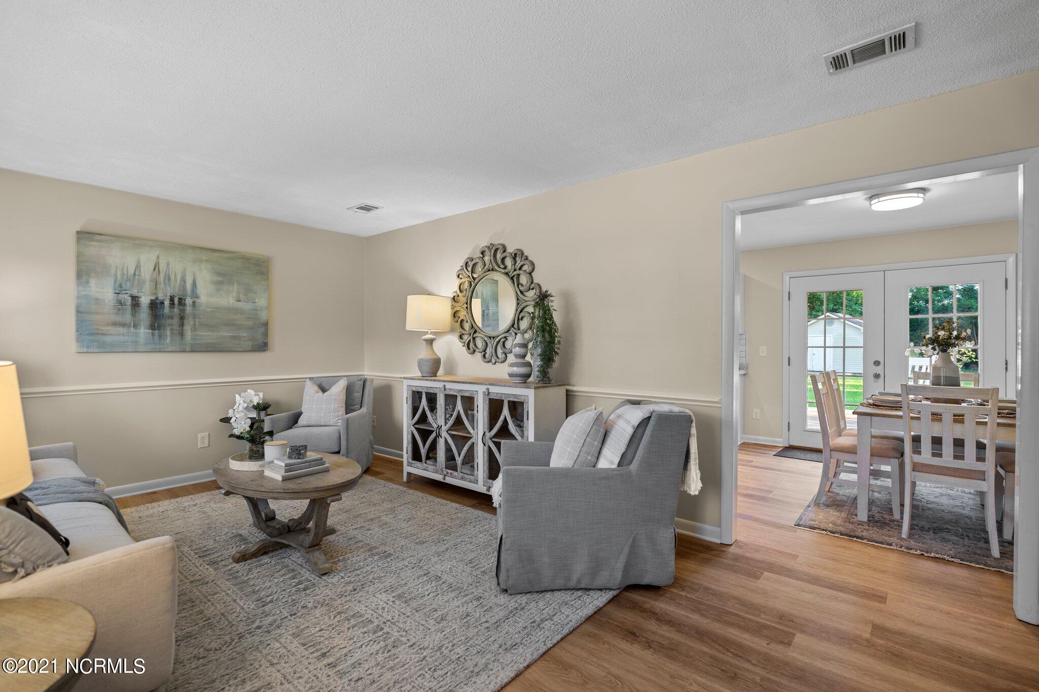4510 Bramton Road Wilmington, NC 28405 - Photo 12 of 37 24-web-or-mls-DSC07483