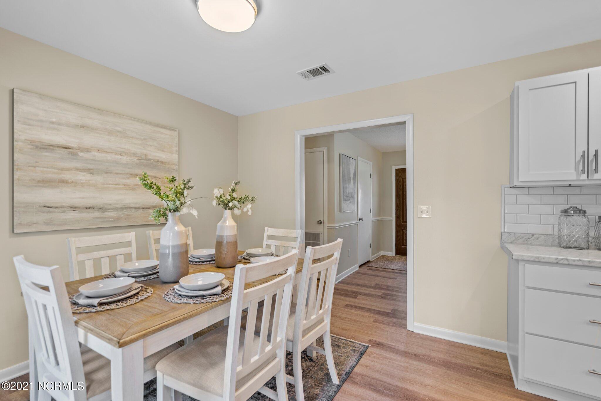 4510 Bramton Road Wilmington, NC 28405 - Photo 14 of 37 27-web-or-mls-DSC07494