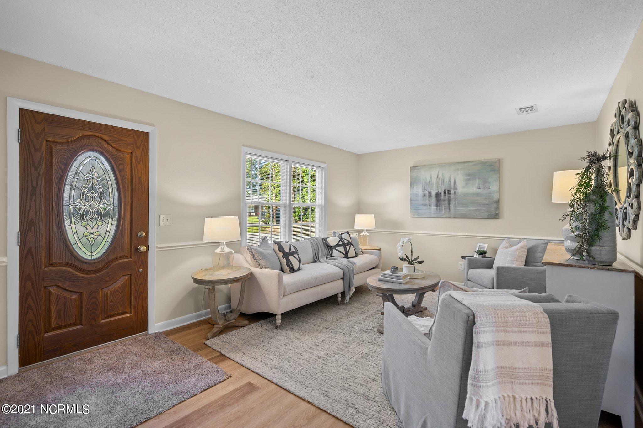 4510 Bramton Road Wilmington, NC 28405 - Photo 10 of 37 25-web-or-mls-DSC07486
