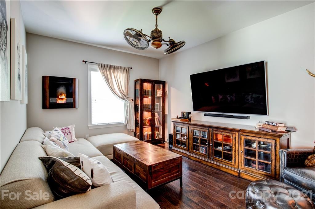 3900 McKee Road Charlotte, NC 28270 - Photo 28 of 41 Gallery Image 28