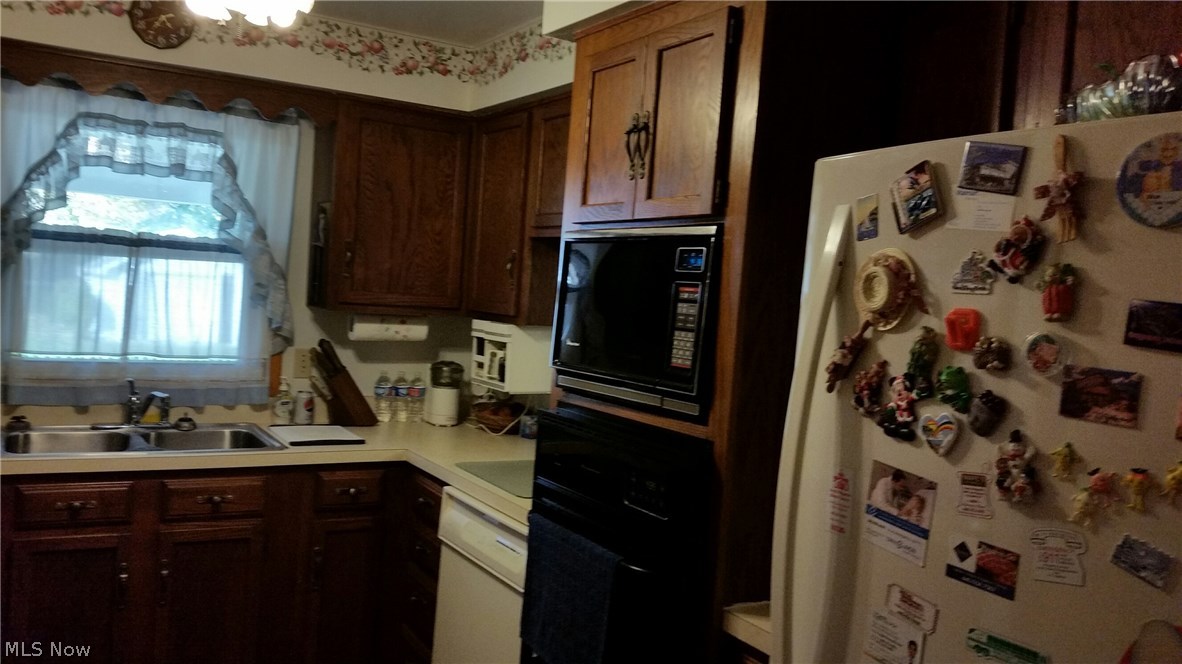 34212 Bainbridge Road North Ridgeville, OH 44039 - Photo 6 of 20 Gallery Image 6