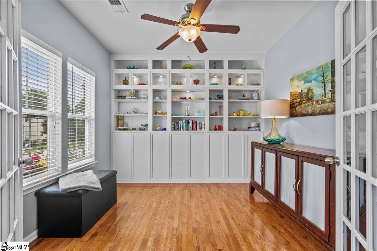 14 Ridgeleigh Way Simpsonville, SC 29681 - Photo 5 of 36 Gallery Image 5