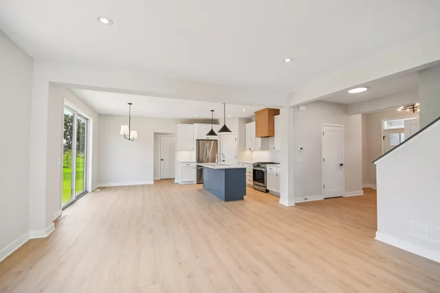 $689,900 | 6135 Harkness Lane South, Cottage Grove, MN 55016