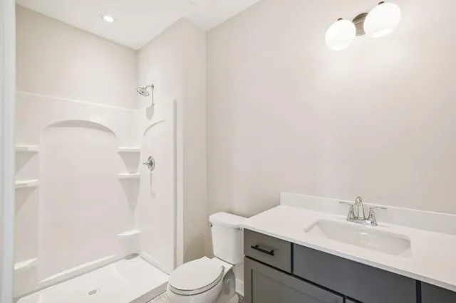 $689,900 | 6135 Harkness Lane South, Cottage Grove, MN 55016