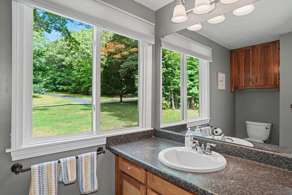 7 Daniels Road Mendon, MA 01756 - Photo 24 of 42 Gallery Image 24