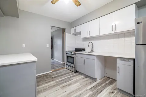 $589,000 | 118 Coolidge Avenue, Amityville, NY 11701