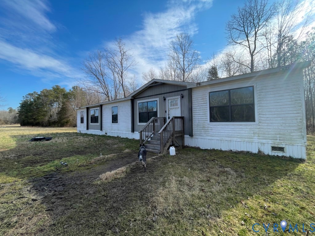 97 Buster Lane West Point, VA 23181 - Photo 7 of 32