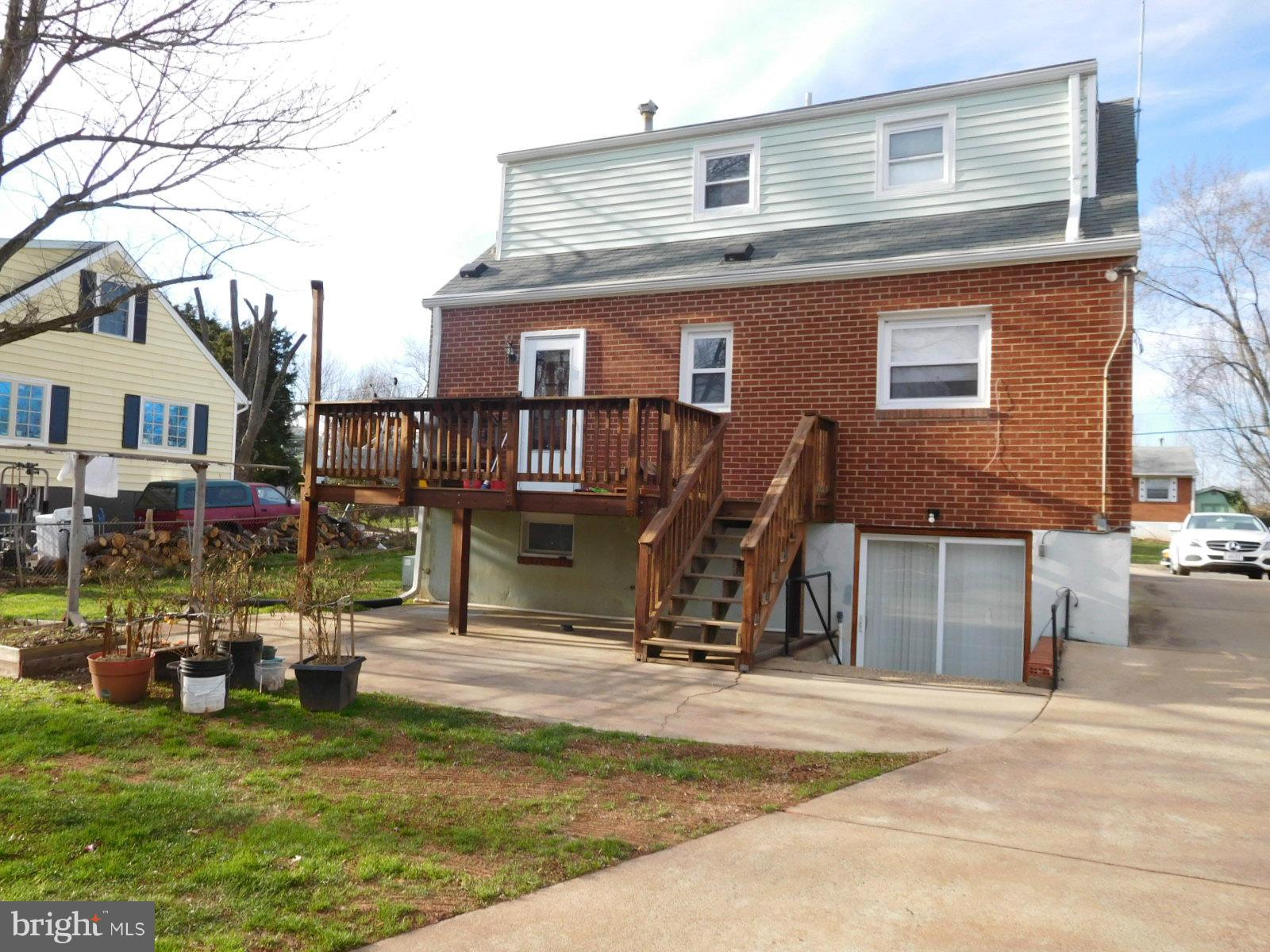 7557 Alleghany Road Manassas, VA 20111 - Photo 2 of 5 Exterior (Rear)