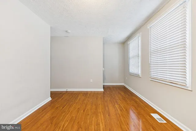 $415,000 | 10840 Sir Barton Circle, Damascus, MD 20872