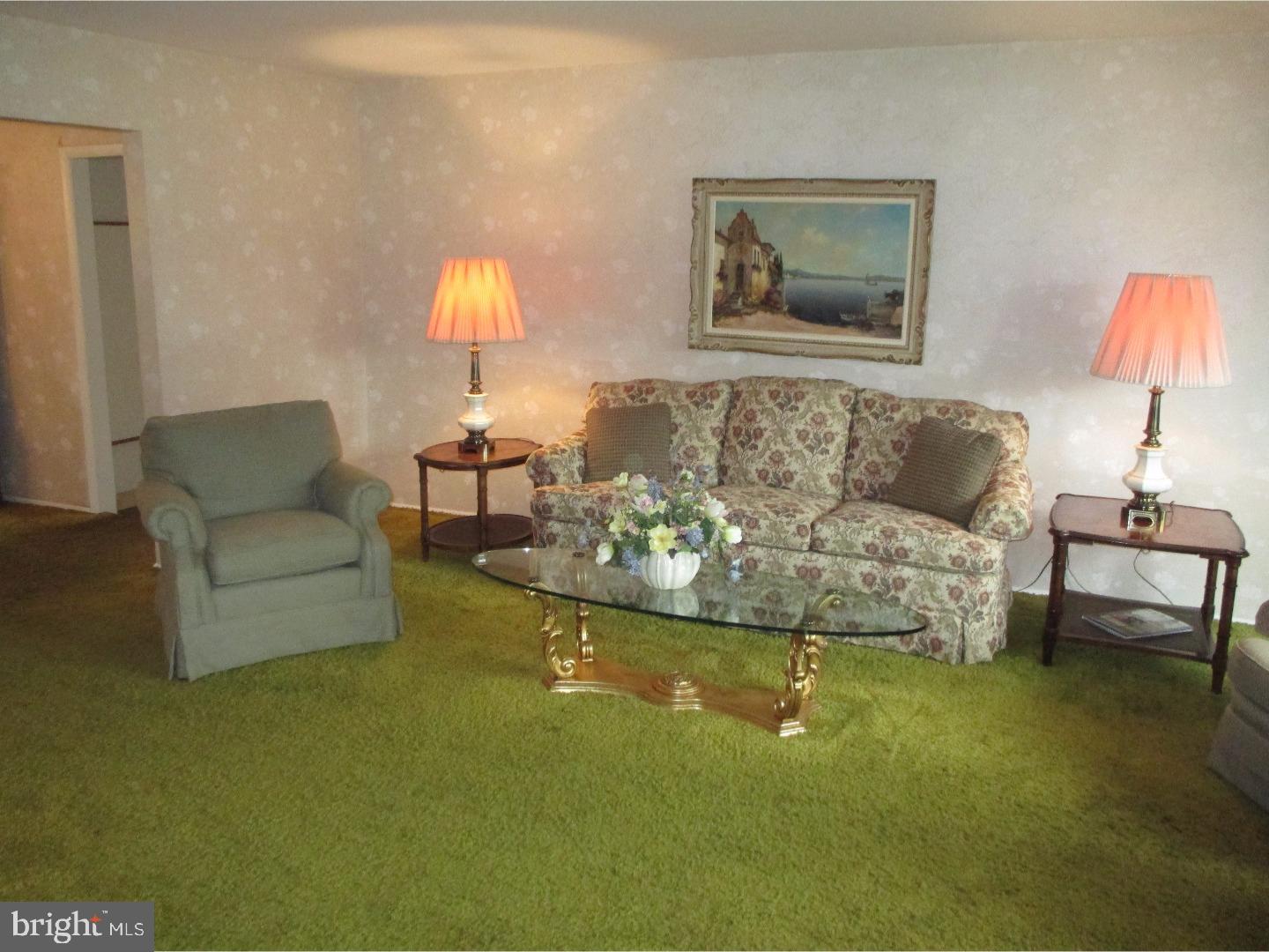 484 Leonard Road Huntingdon Valley, PA 19006 - Photo 9 of 25 Gallery Image 9