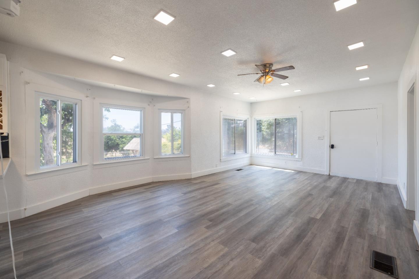 11835 Hobday Road Wilton, CA 95693 - Photo 21 of 61 Gallery Image 21