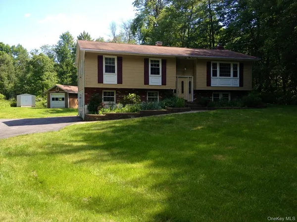 $495,000 | 222 High View Road, Dover Plains, NY 12522