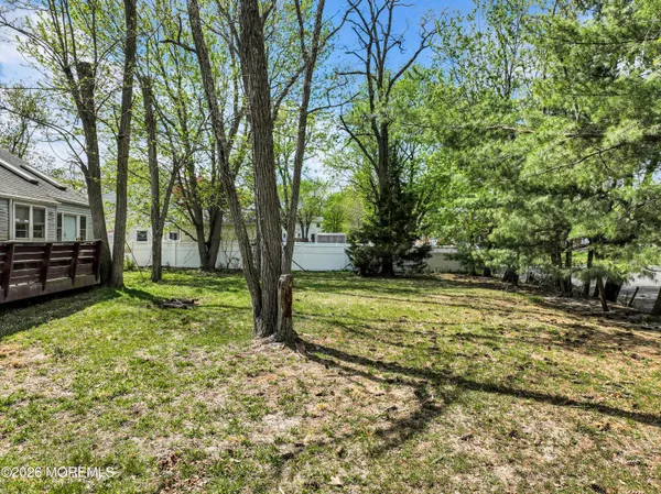 $945,000 | 29 Barbara Lane, Oakhurst, NJ 07755