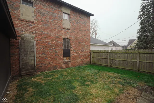 $1,995 | 217 South Meridian Street, Lebanon, IN 46052