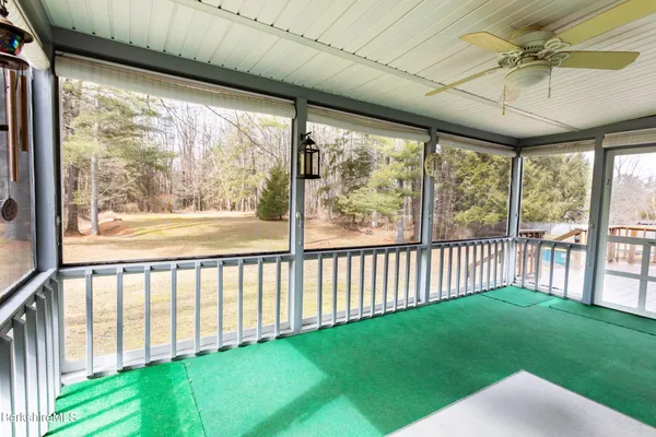 $399,000 | 156 East New Lenox Road, Pittsfield, MA 01201