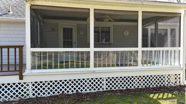 $399,000 | 156 East New Lenox Road, Pittsfield, MA 01201