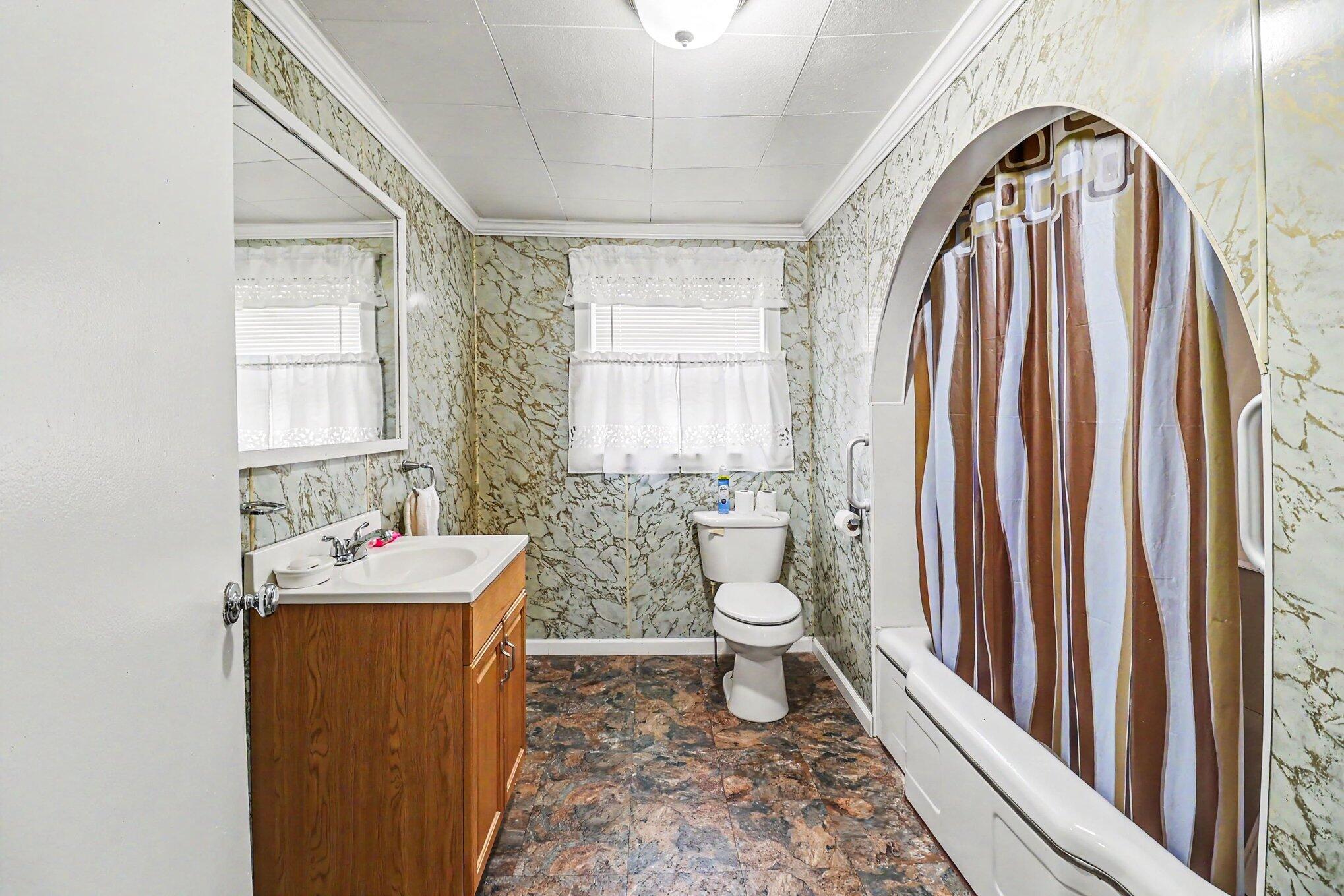 10759 Lasalle Road Manistee, MI 49660 - Photo 14 of 22 018_file_2409