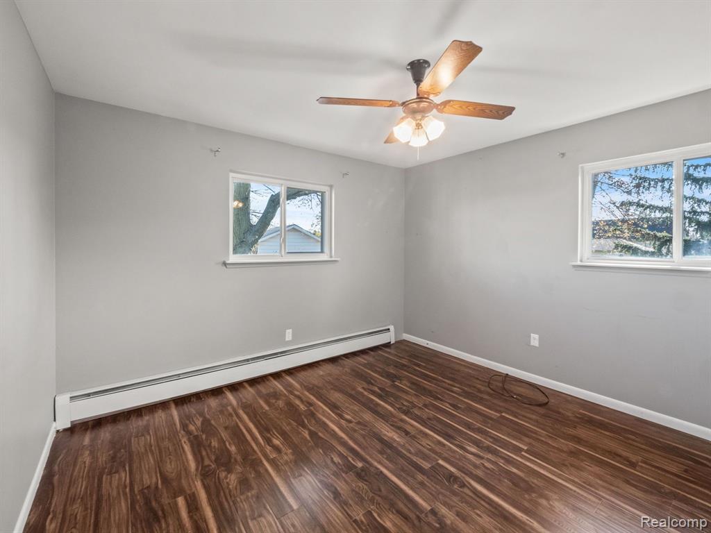 55700 Hayes Road Macomb, MI 48042 - Photo 44 of 47