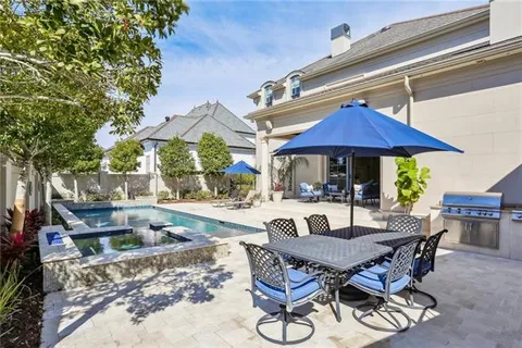 $2,425,000 | 21 Royal Palm Drive, Kenner, LA 70065
