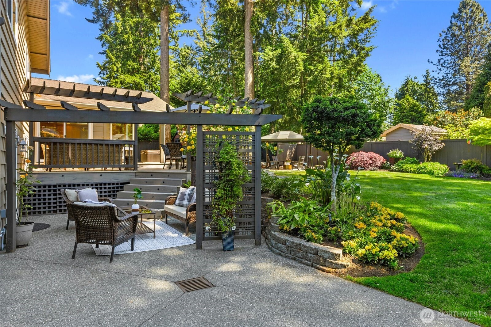 8716 185th Place Southwest Edmonds, WA 98026 - Photo 4 of 40