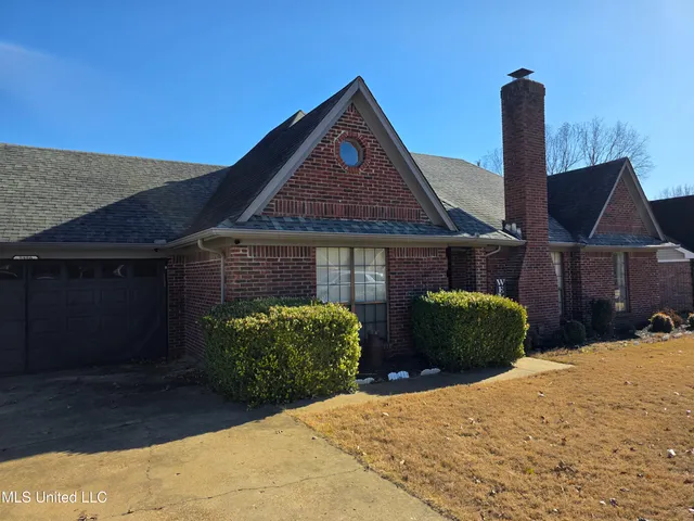 $289,500 | 7370 Fox Glen Drive, Olive Branch, MS 38654