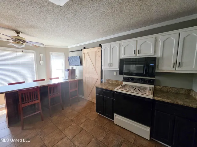 $289,500 | 7370 Fox Glen Drive, Olive Branch, MS 38654