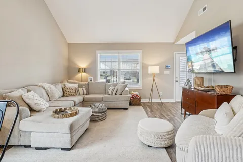 $369,900 | 803 Lillian Grace Drive, Clarksville, TN 37043